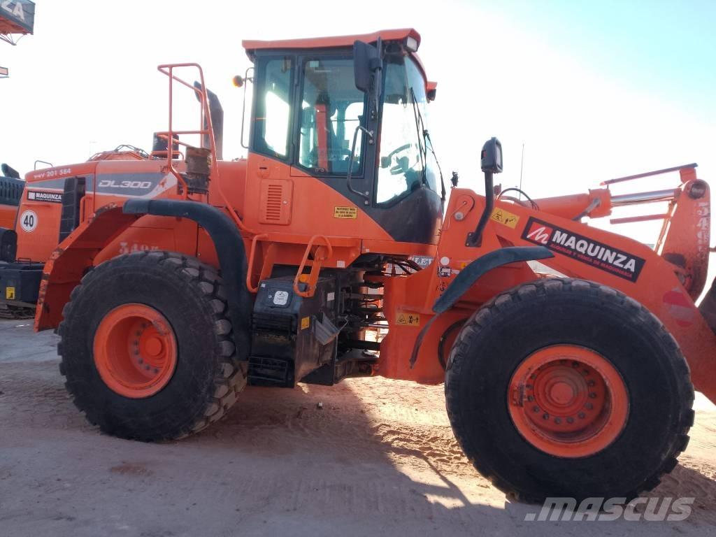 Doosan DL 300-5 لوادر بعجل