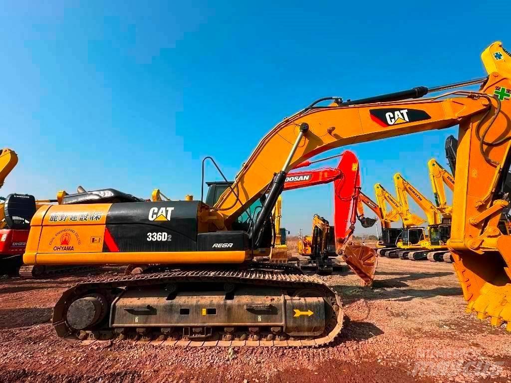 Carter 336 D2 حفارات زحافة