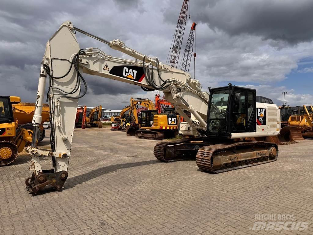 CAT 324 E NVT حفارات زحافة