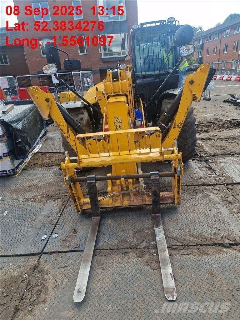 JCB 540-170 مناولات متداخلة