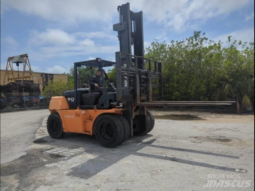 Doosan D 90 S-7 شاحنات ذات رافعات شوكية - أخرى