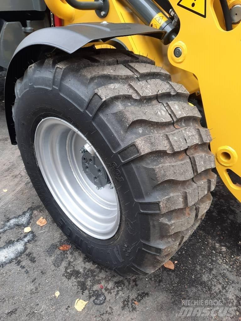 Wacker Neuson WL 38 لوادر بعجل
