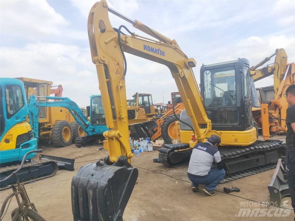 Komatsu PC 50 MR حفارات زحافة