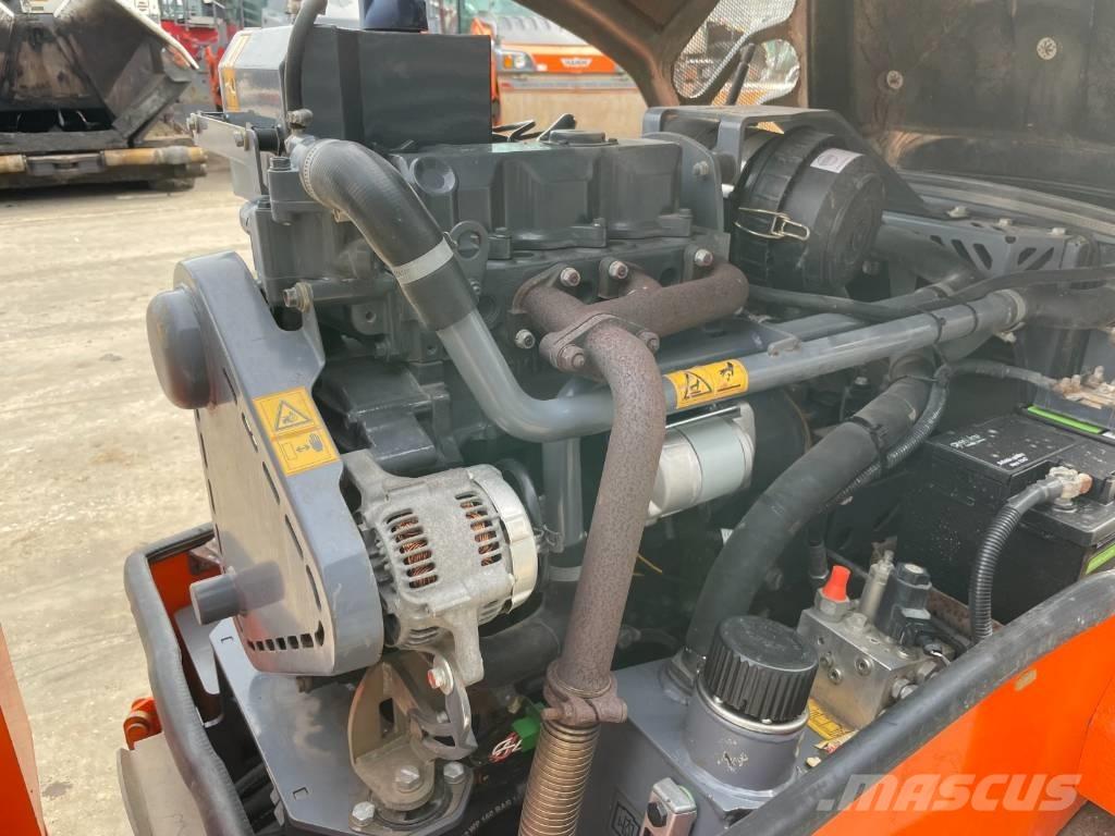 Hamm HD 12 VV مداحل ثنائية الاسطوانة