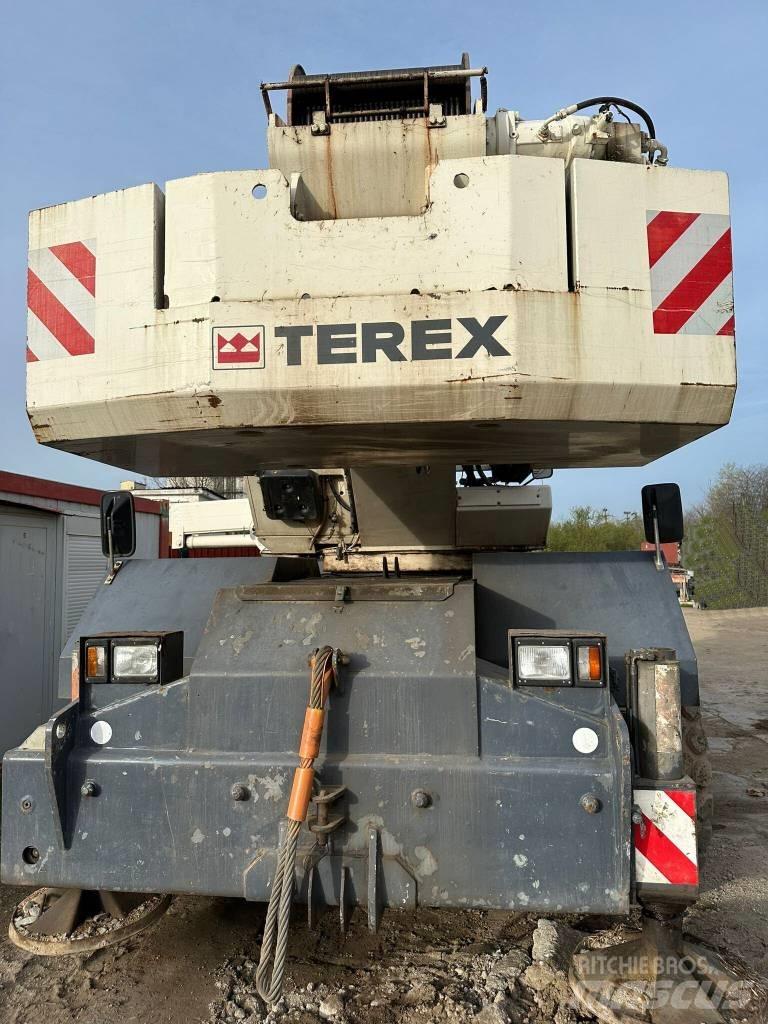 Terex A 600 رافعات الطرق الوعرة