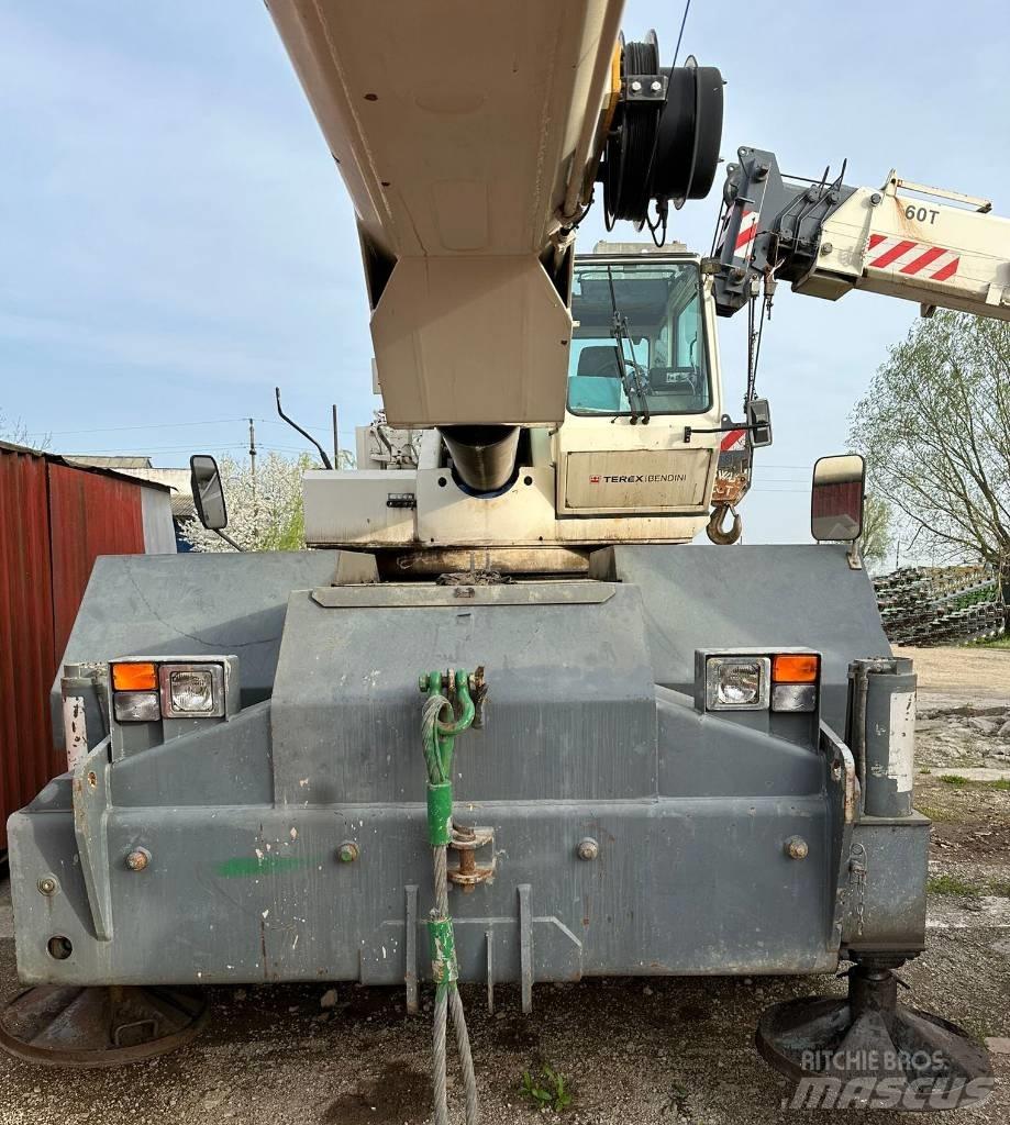 Terex A 600 رافعات الطرق الوعرة