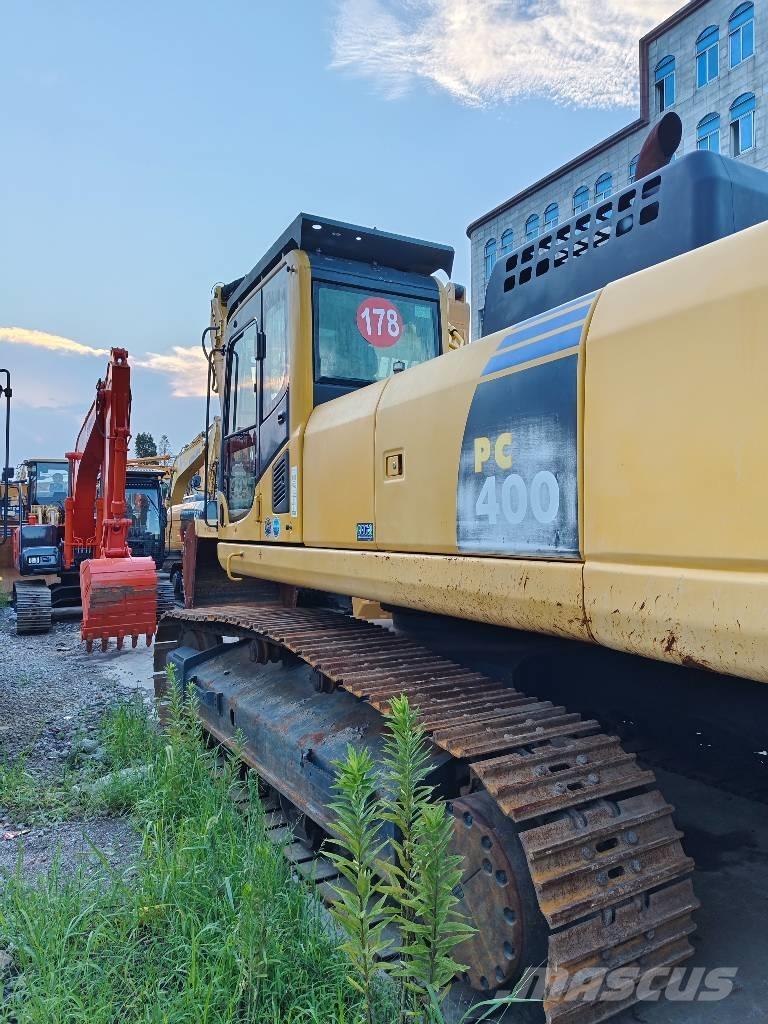 Komatsu PC 400-8 حفارات زحافة