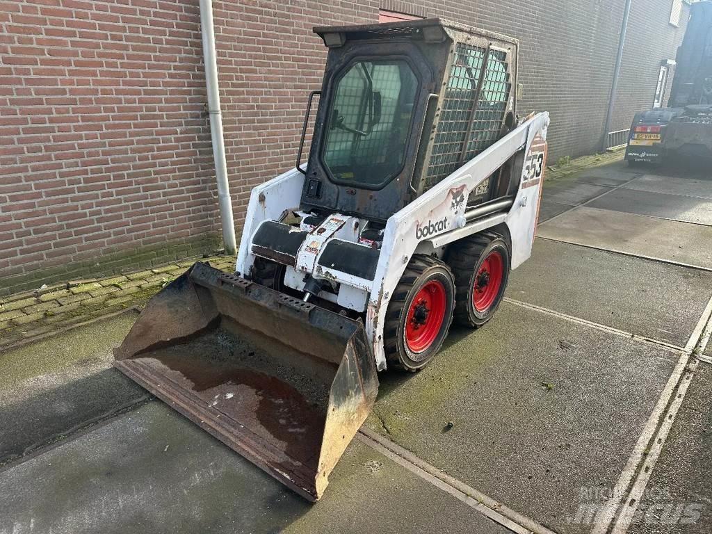 Bobcat 553 لوادر انزلاقية التوجيه