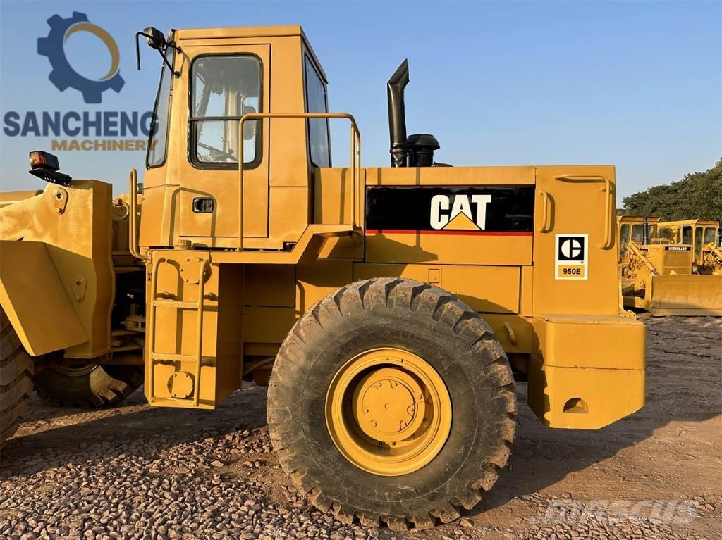 CAT 950 E لوادر بعجل