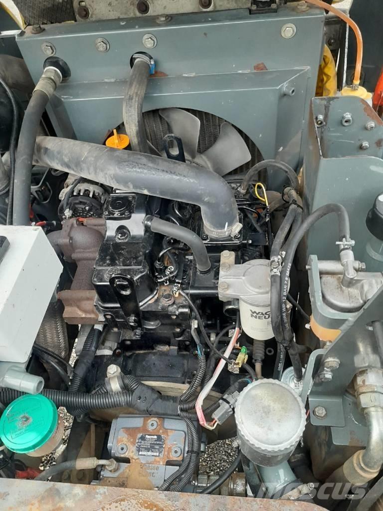 Wacker Neuson 3001 عربات نقل قلابة للمواقع