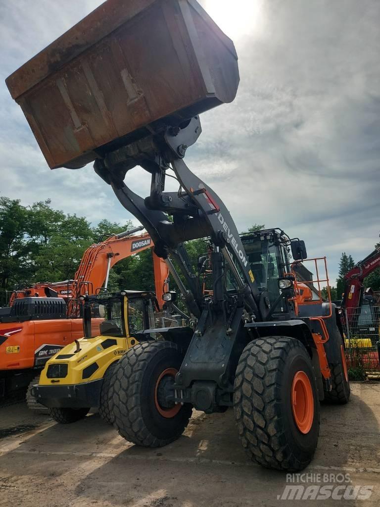 Develon DL 420 CVT-7 لوادر بعجل