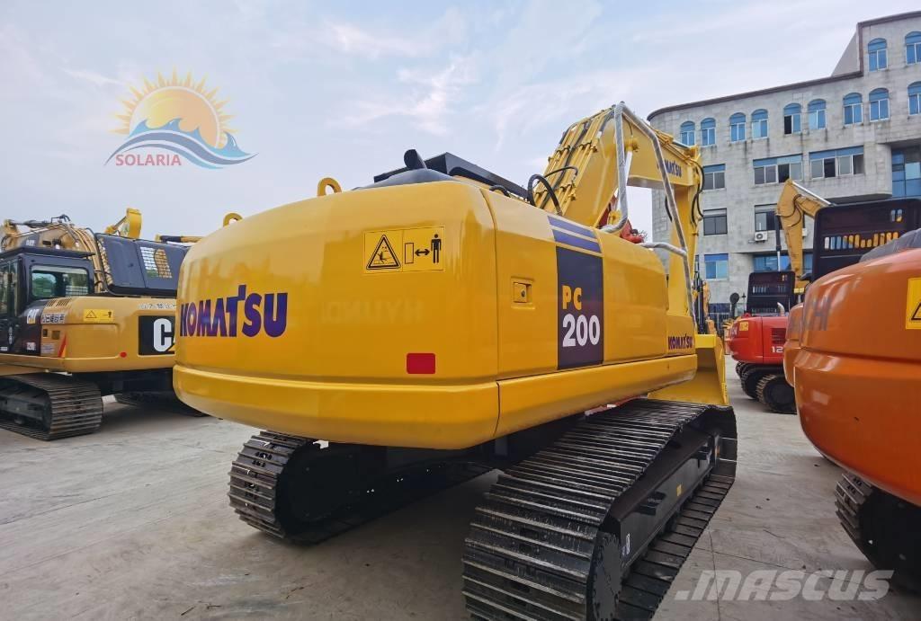 Komatsu PC 200-7 حفارات زحافة
