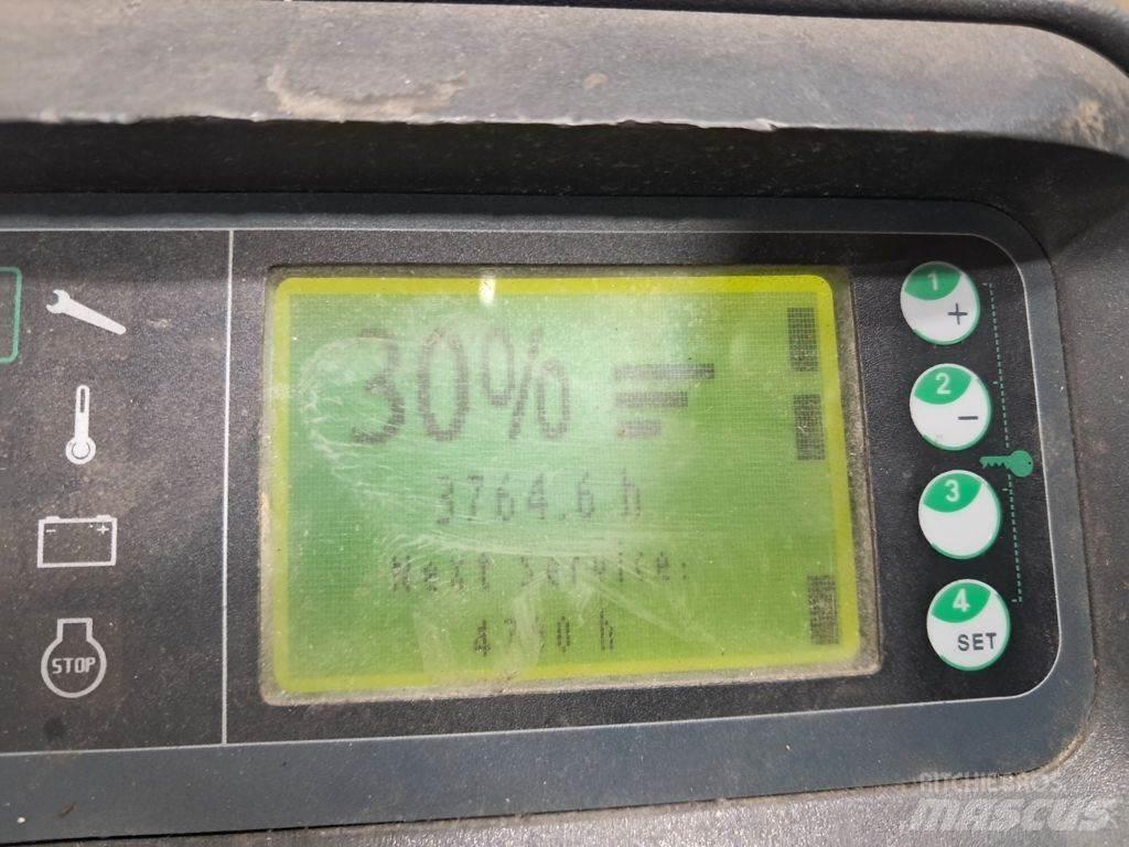 Linde D12 AP معدات التكديس الجوالة