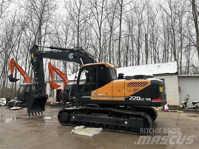 Hyundai R220LC-9S حفارات زحافة