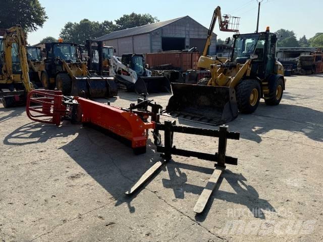 CAT 908 M - 40 Km/H لوادر بعجل
