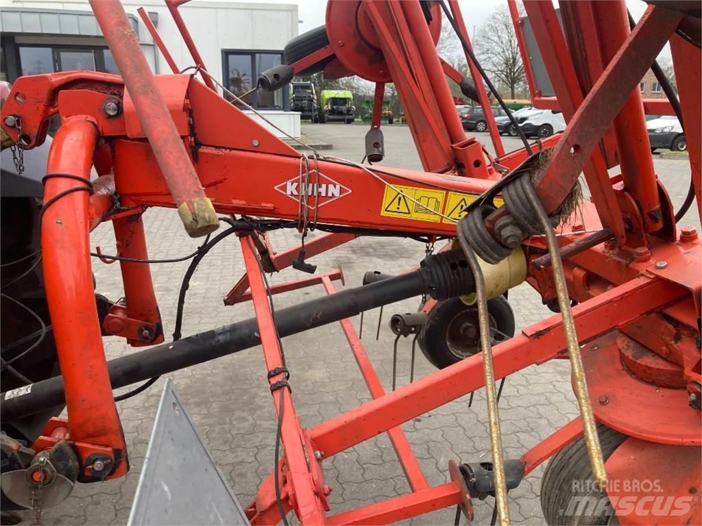 Kuhn GF 6502 مكابس وميبسات التبن