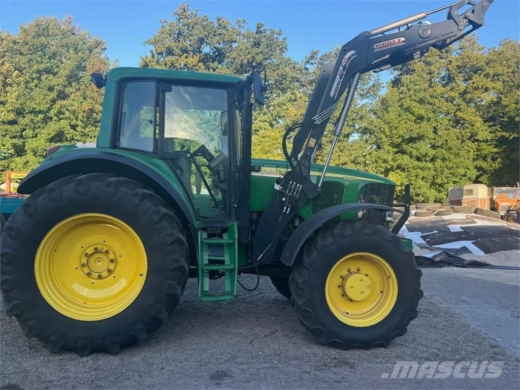 John Deere 6920 الجرارات