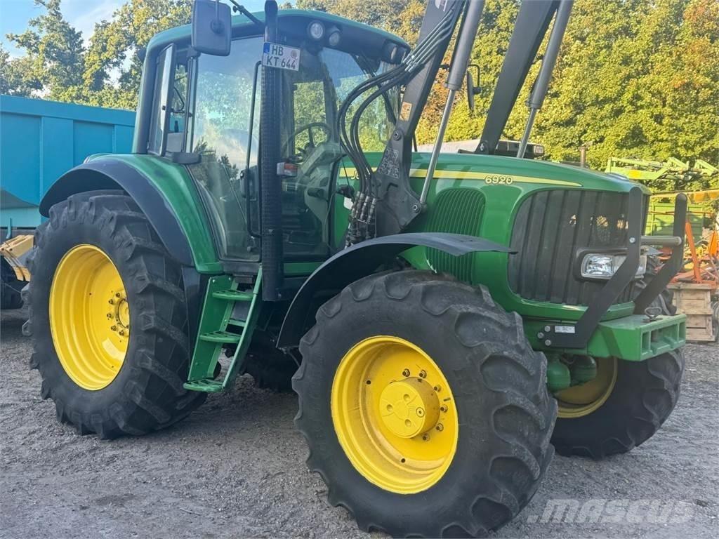 John Deere 6920 الجرارات