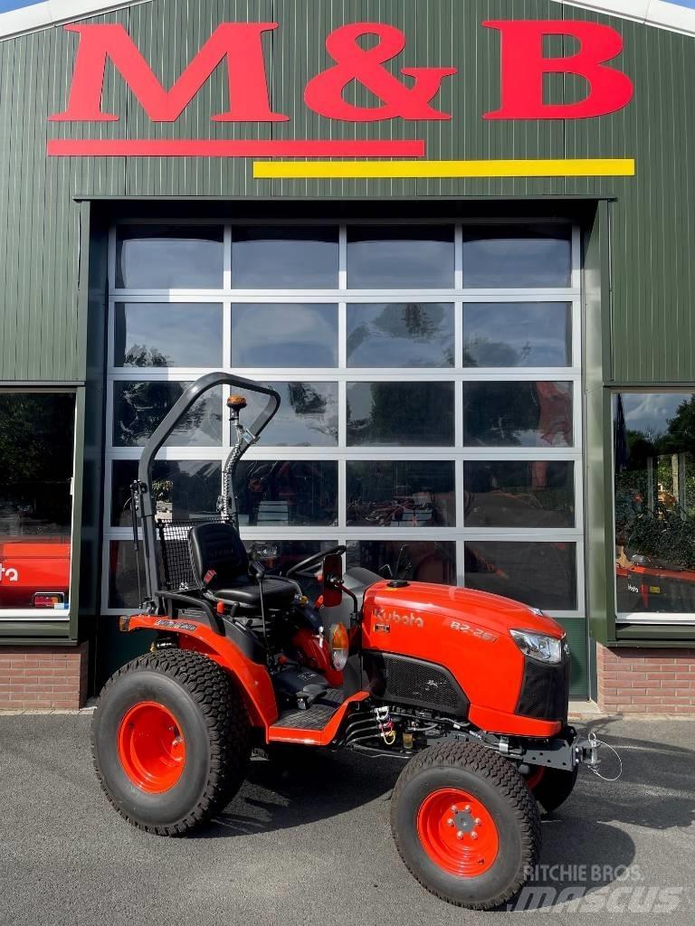 Kubota B2261 HDW جرارات مدمجة