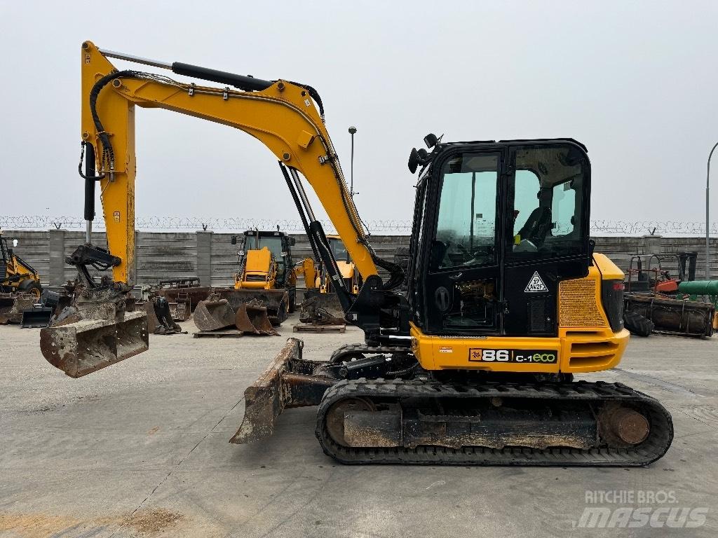 JCB 86 C-1 حفارات وسط 7 طن - 12 طن