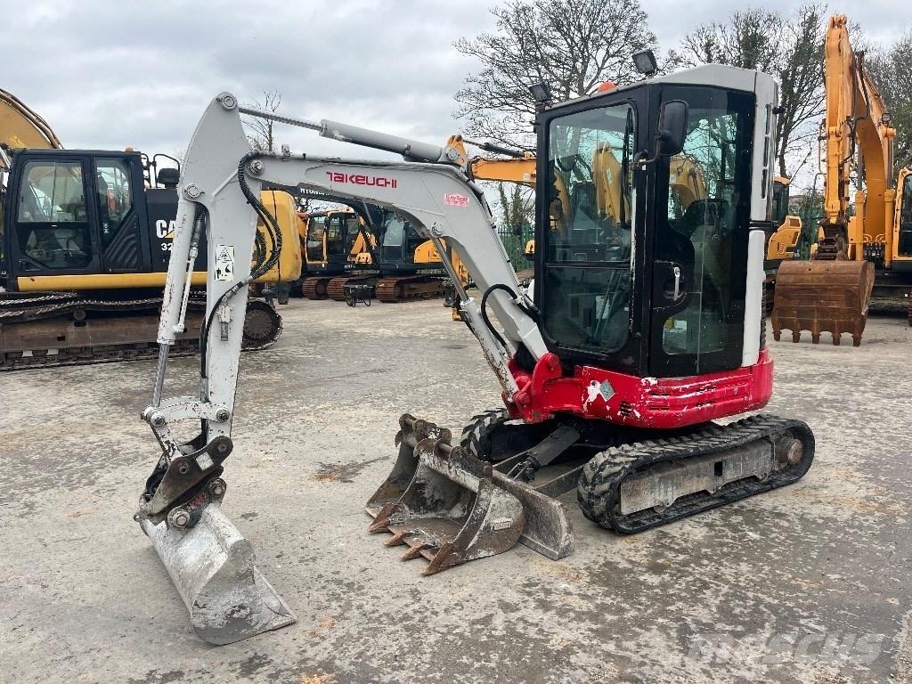 Takeuchi TB 23 R حفارات صغيرة أقل من 7 طن (حفارات صغيرة)