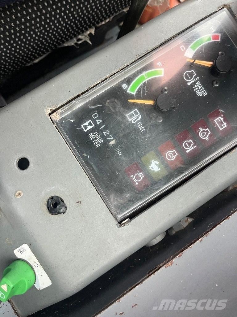 Takeuchi TB 23 R حفارات صغيرة أقل من 7 طن (حفارات صغيرة)