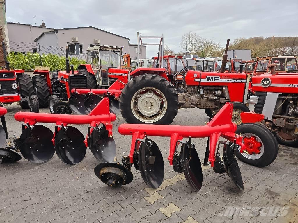 Massey Ferguson 168 الجرارات