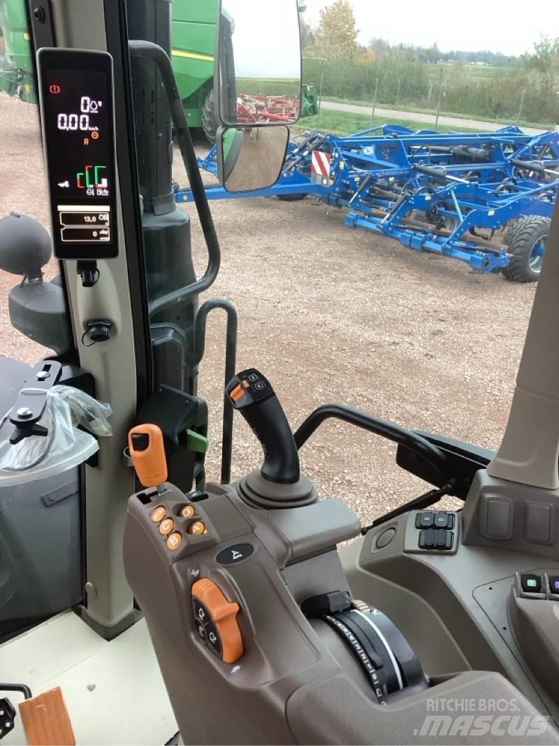 John Deere 6120M الجرارات