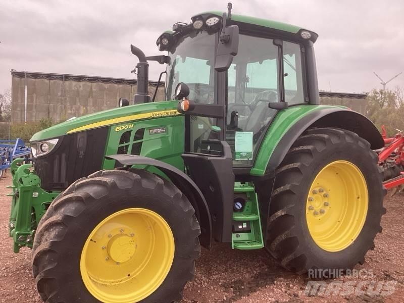 John Deere 6120M الجرارات