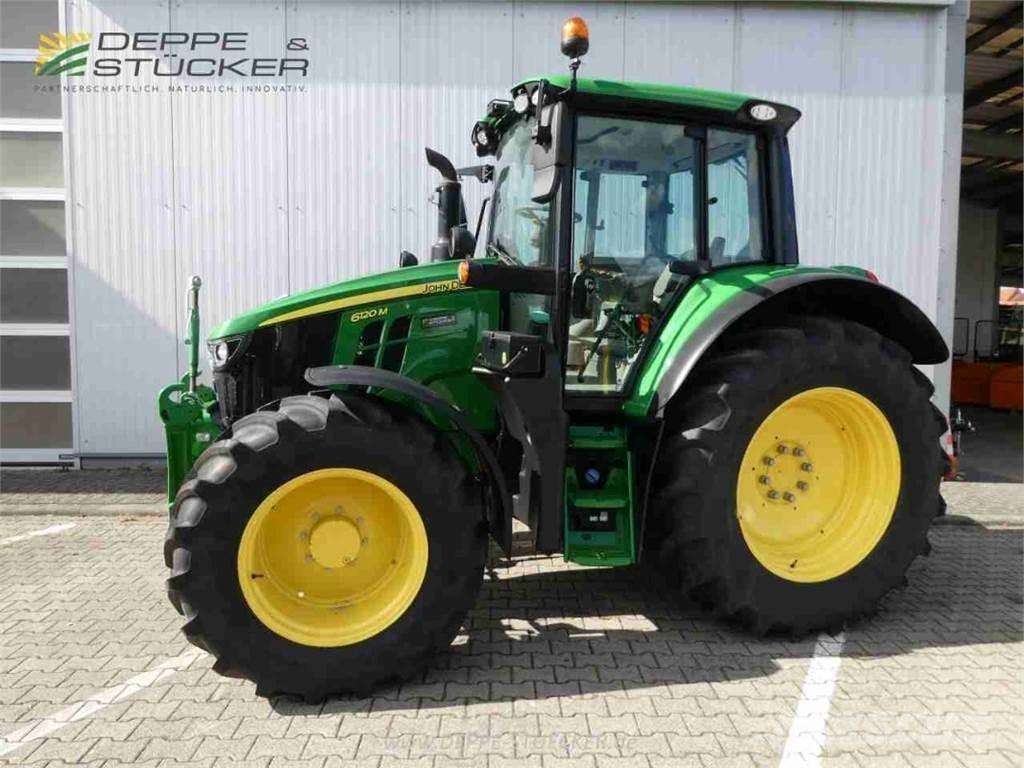 John Deere 6120M الجرارات