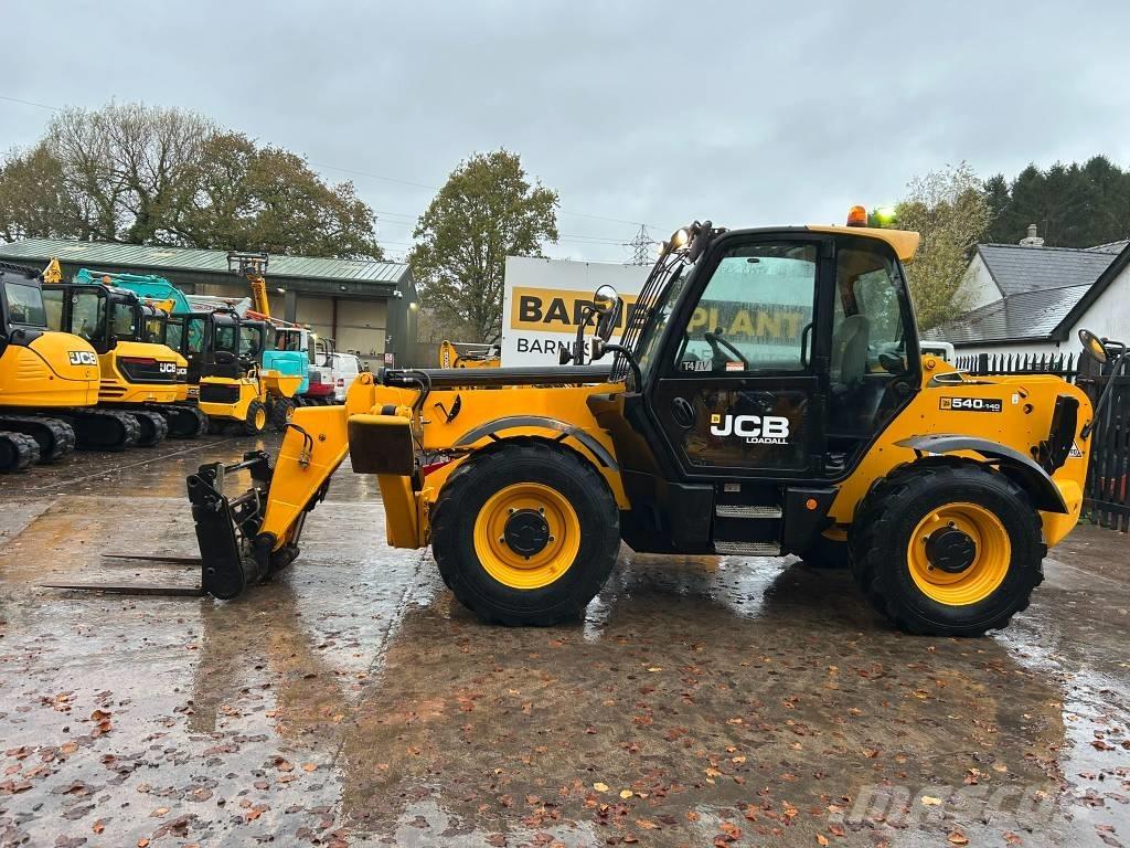 JCB 540-140 مناولات متداخلة