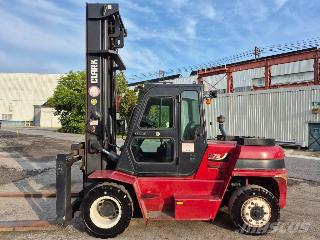 Clark C75L شاحنات ذات رافعات شوكية - أخرى