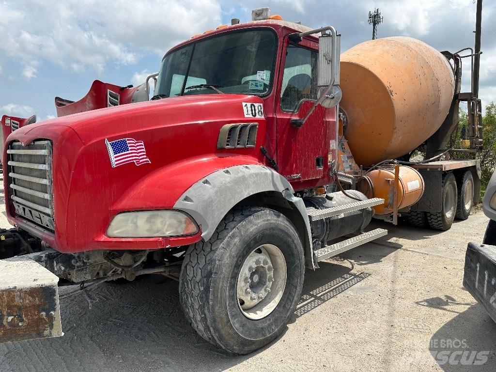 Mack Granite GU 813 شاحنات أخرى