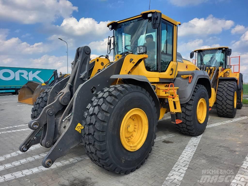 Volvo L 110 H لوادر بعجل