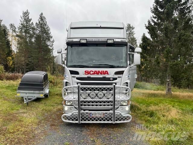 Scania R 560 6*2 شاحنات مسطحة/مفصلية الجوانب