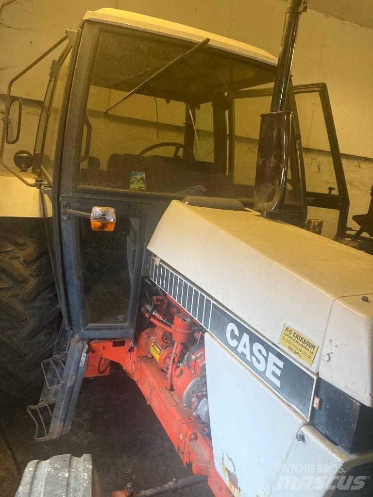 CASE 1390 الجرارات