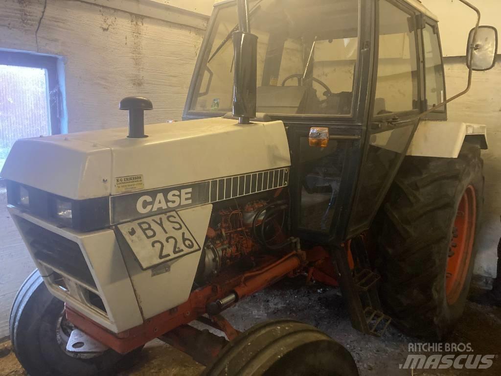 CASE 1390 الجرارات