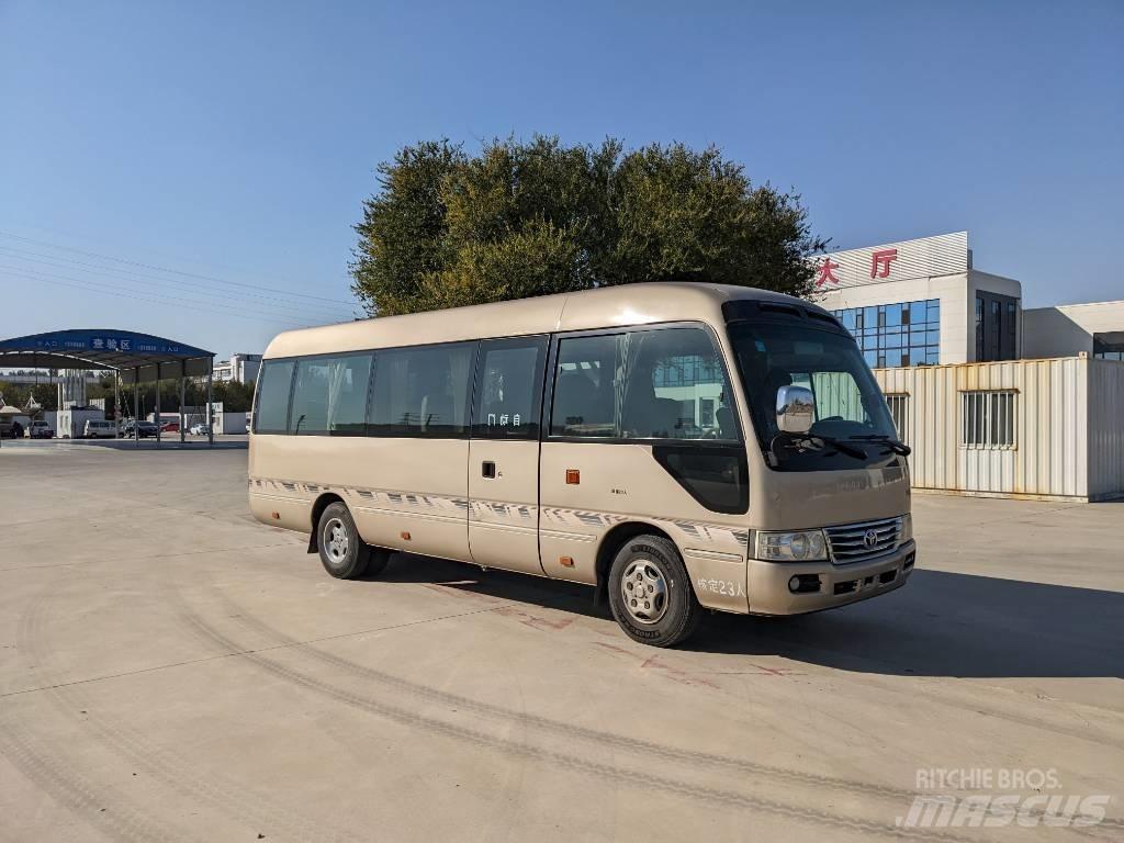 Toyota Coaster Bus حافلة صغيرة