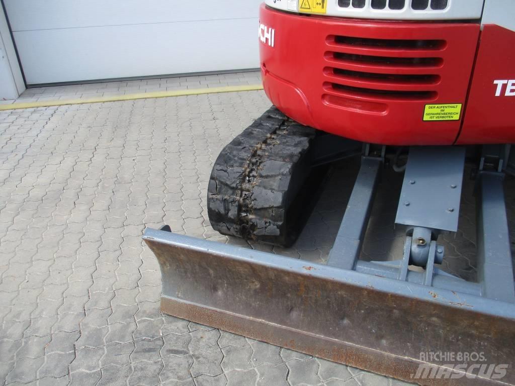 Takeuchi TB 153 FR حفارات صغيرة أقل من 7 طن (حفارات صغيرة)