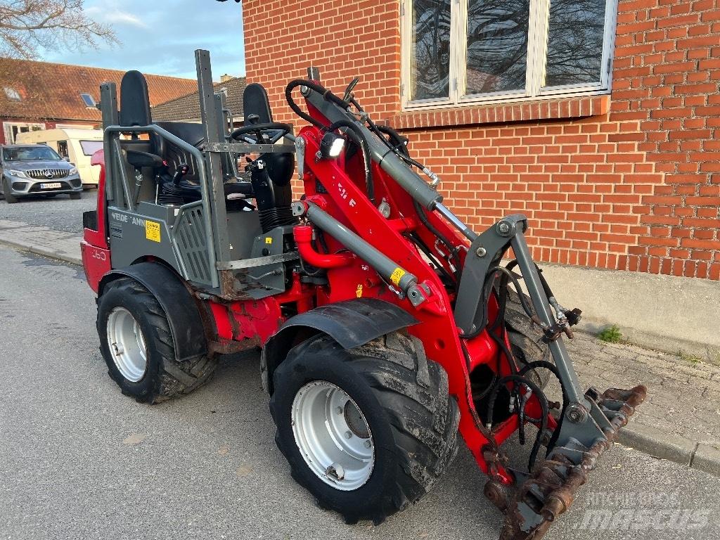 Weidemann 1160Plus لوادر صغيرة