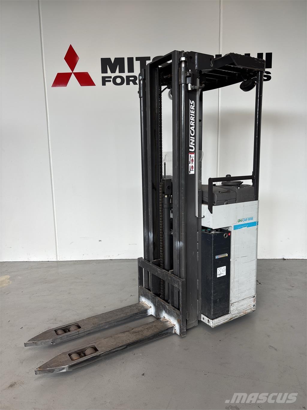 Atlet A160 شاحنات مناولة ذاتية الدفع