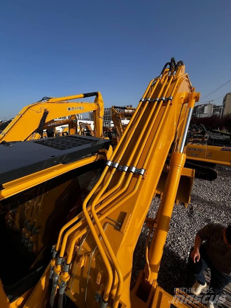 Komatsu PC450-8 حفارات زحافة