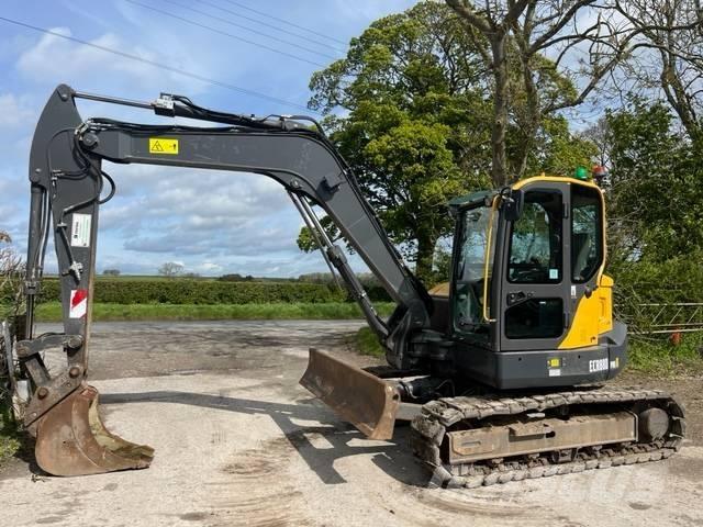 Volvo ECR 88 D حفارات وسط 7 طن - 12 طن