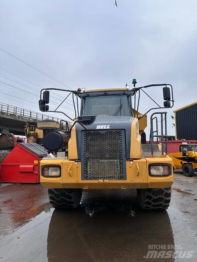 Bell B 40 D ساحبات مفصلية