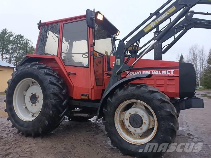 Valmet 705 الجرارات