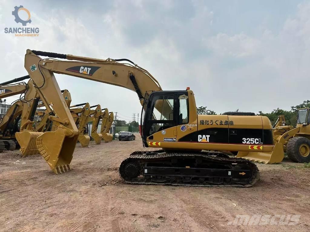 CAT 325 CL حفارات زحافة