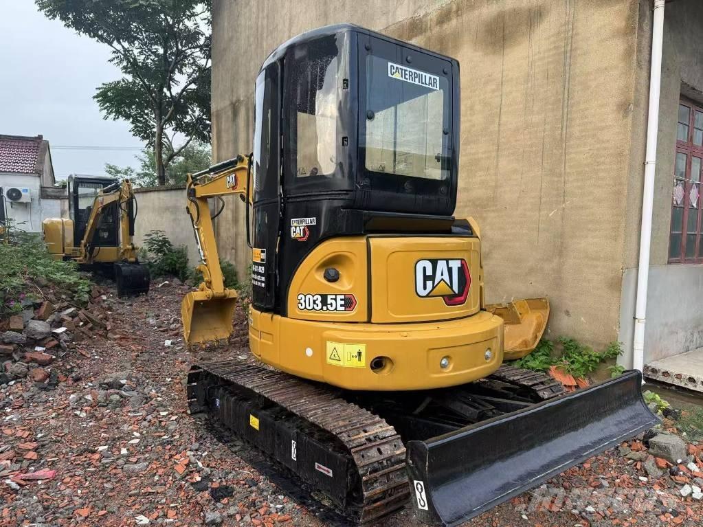 CAT 303.5 E حفارات صغيرة أقل من 7 طن (حفارات صغيرة)