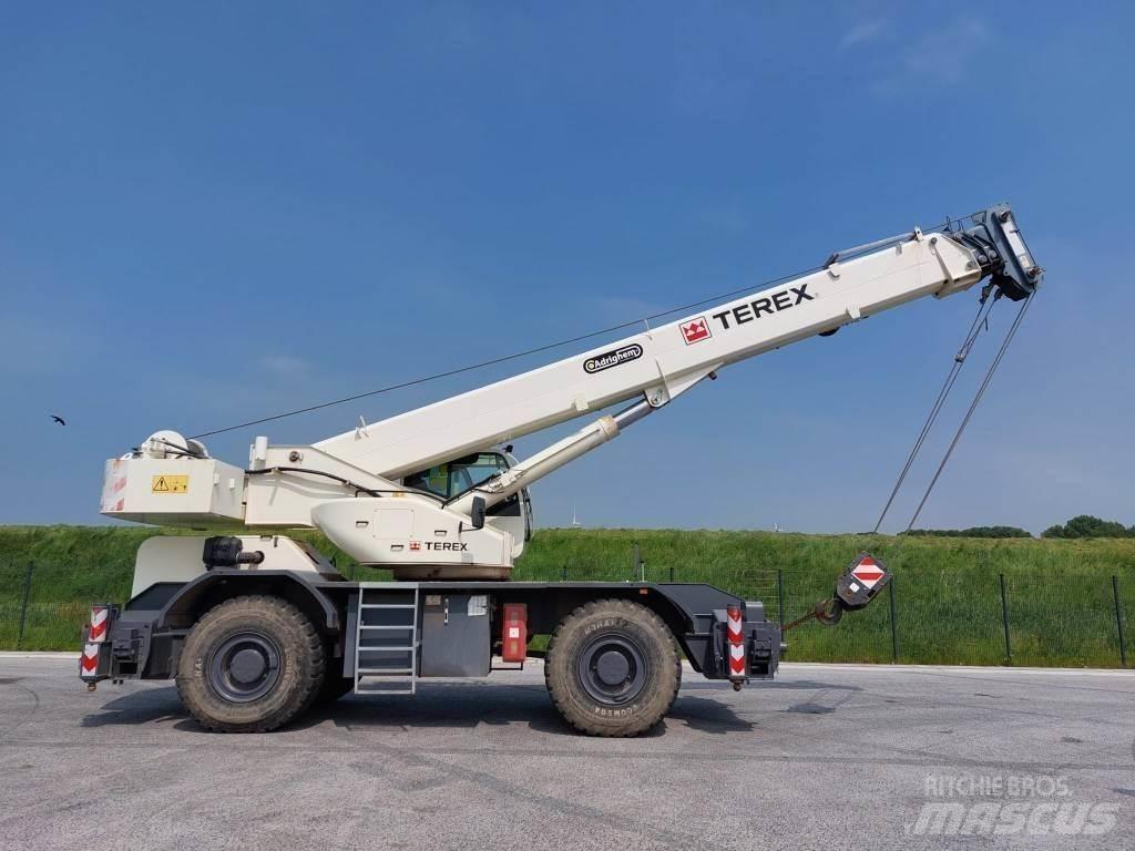 Terex Quadstar1065 رافعات الطرق الوعرة