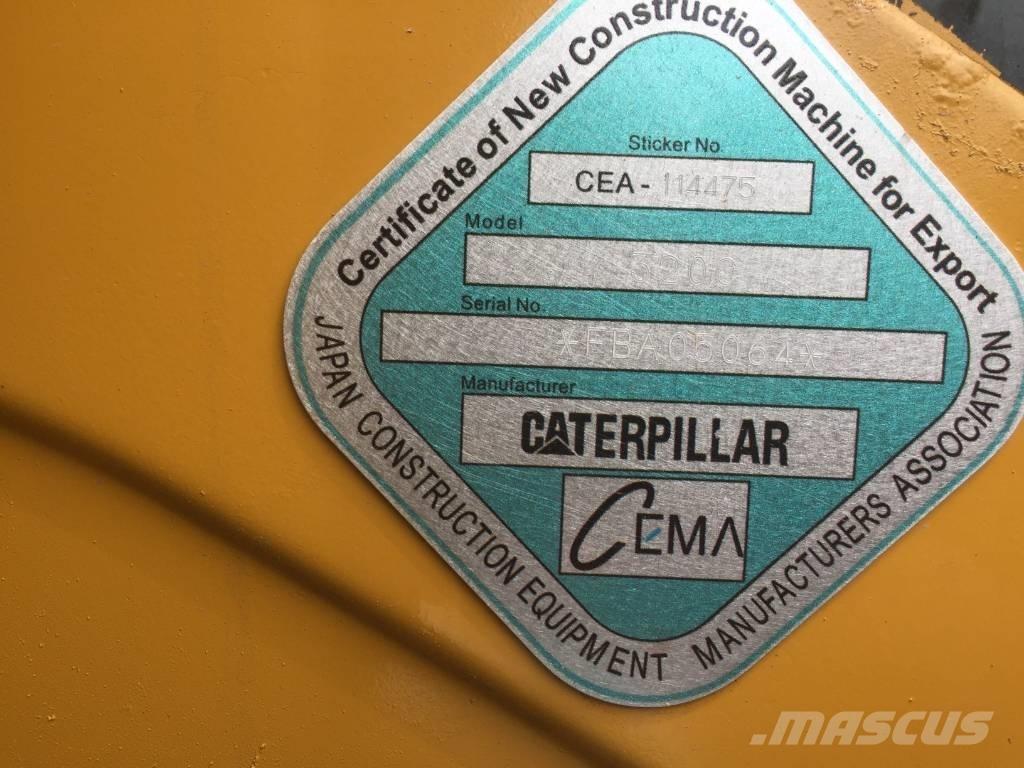 CAT 320 C حفارات زحافة