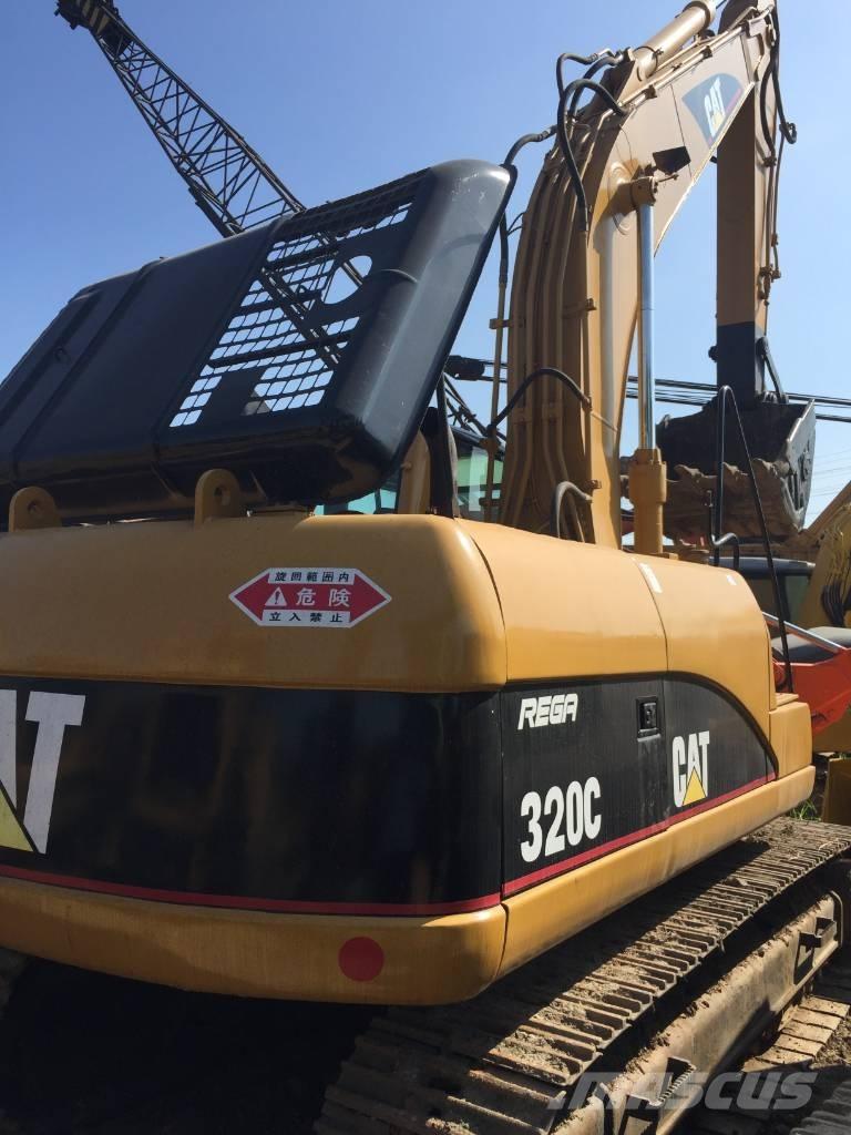 CAT 320 C حفارات زحافة